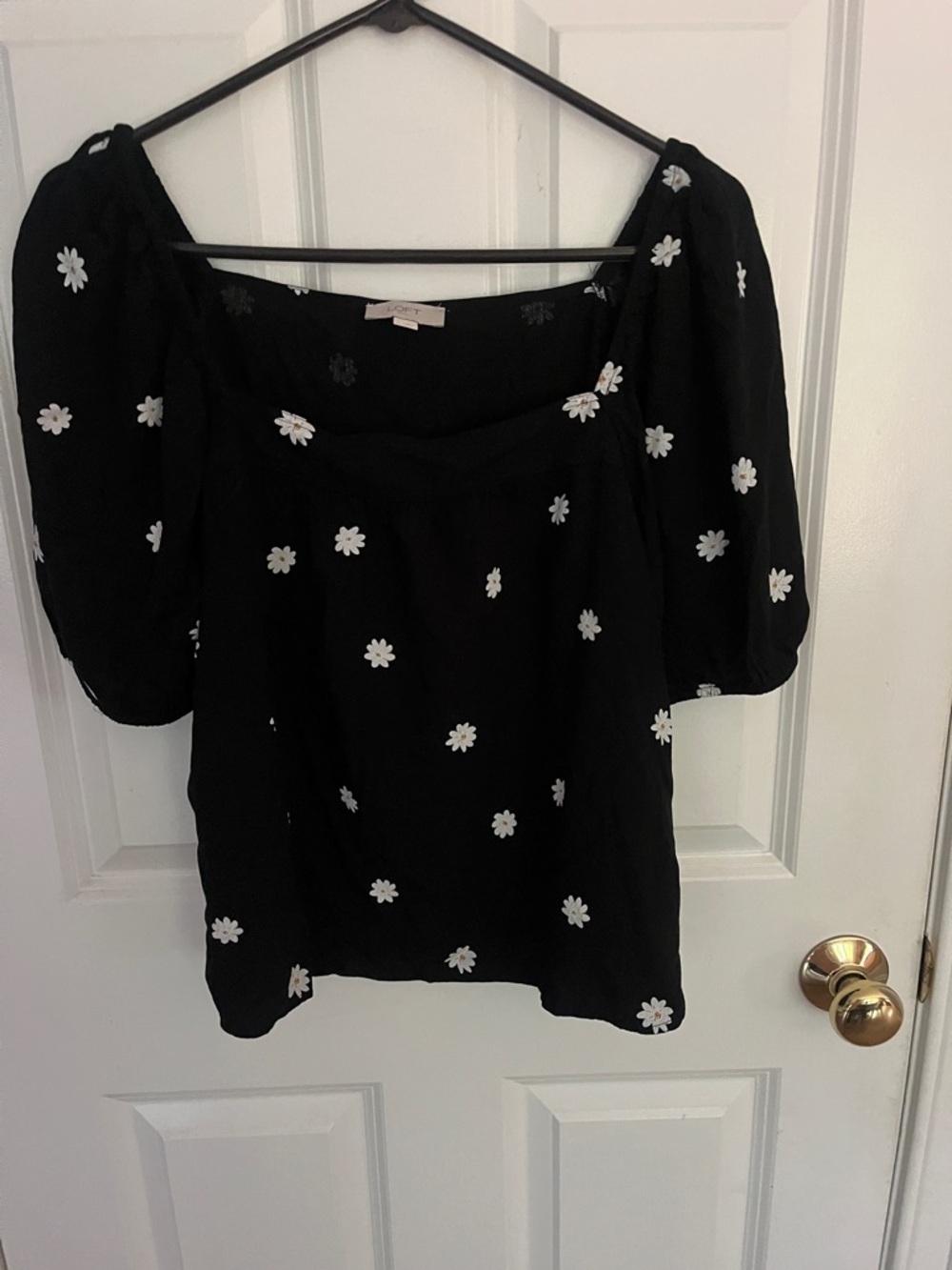 Loft square neck top with daisies